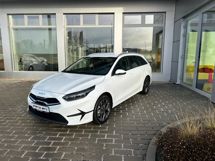 Fotografie vozu Kia Ceed SW TOP + BUSINESS