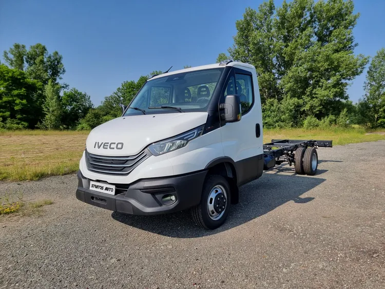 Fotografie vozu Iveco Daily 50C18 ponížená 5T na 3,5T