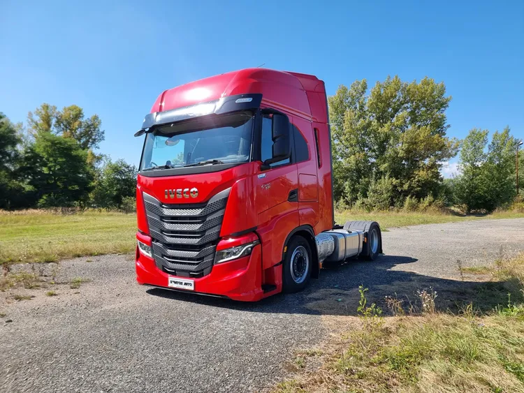 Fotografie vozu Iveco S-WAY AS440/530 Low Deck